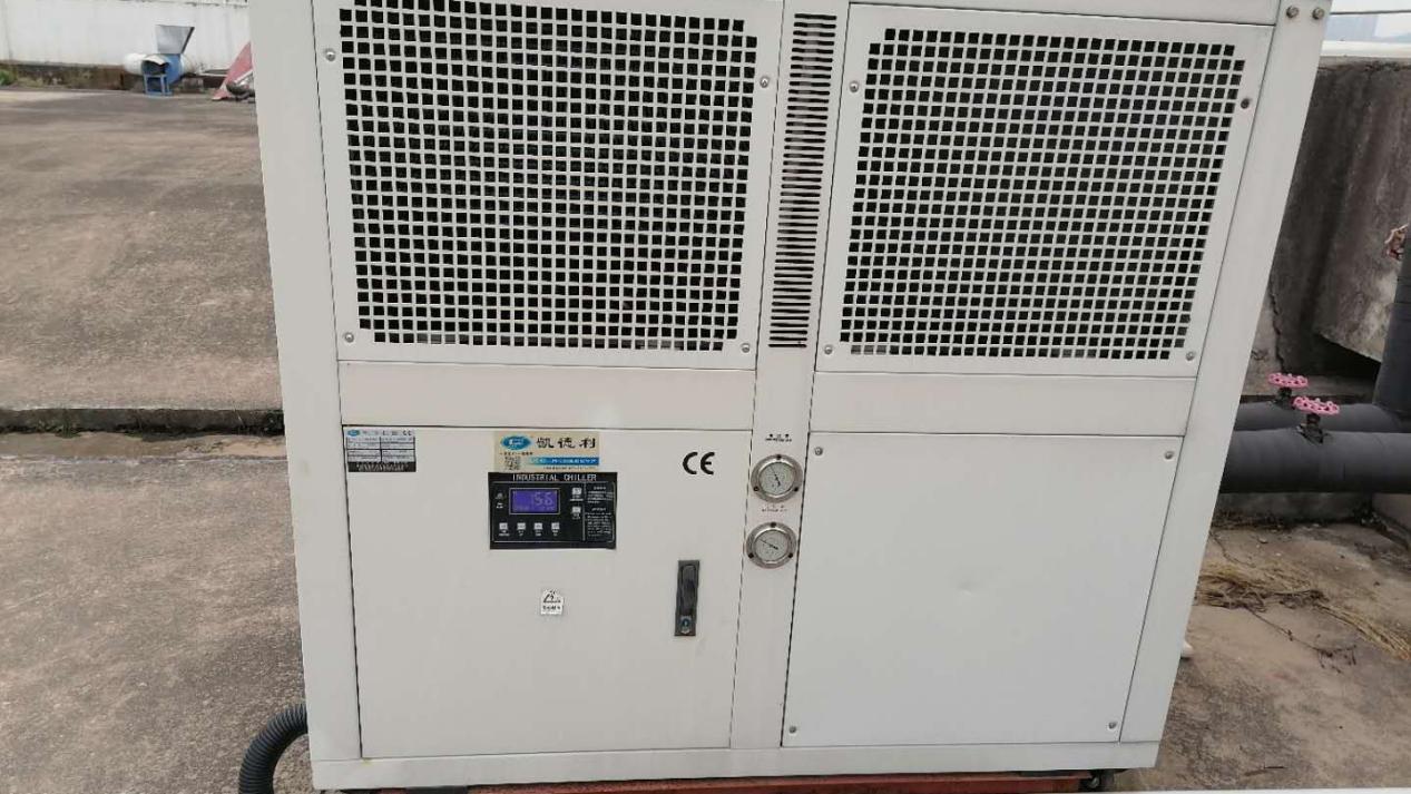 eceecda6c19046d784e1c617b6fca0e6~noop.jpg eceecda6c19046d784e1c617b6fca0e6~noop.jpg